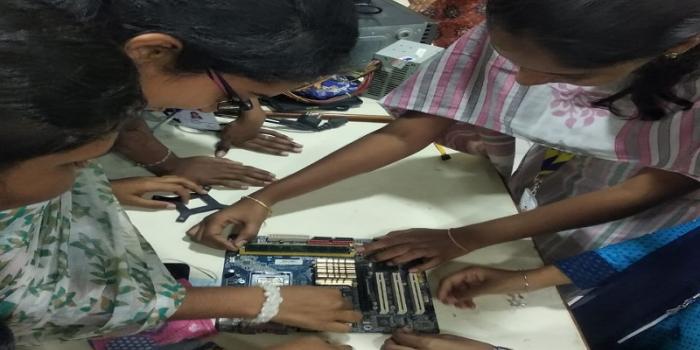 Workshop on PC Hardware Assembling and Troubleshooting 4