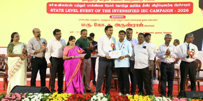 Giftson G. (II B.Sc. CS with DA) on winning 1st Prize at the District Level with a cash award of ₹10,000, presented by Dr. K. G. Arunraj, Hon’ble Health Minister of Tamil Nadu.